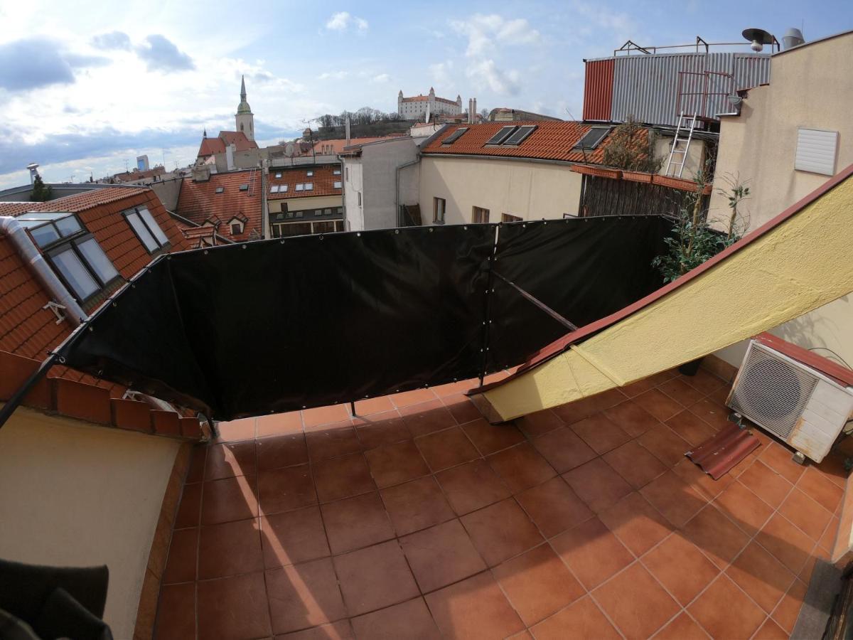 Downtown Apartment Bratislava Exterior foto