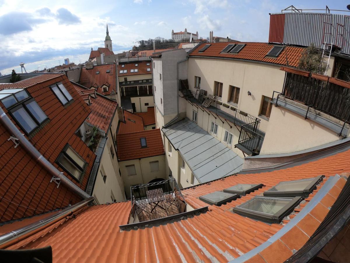 Downtown Apartment Bratislava Exterior foto